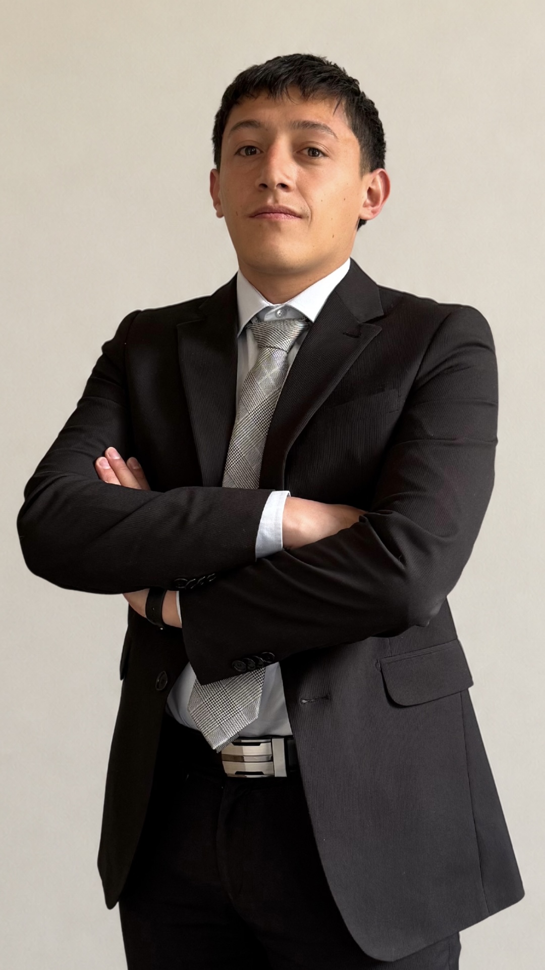 Dr. Brayan Andrés Marín